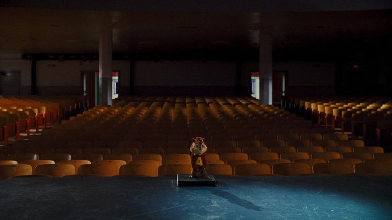 艾尔文与花栗鼠2电影场景截图