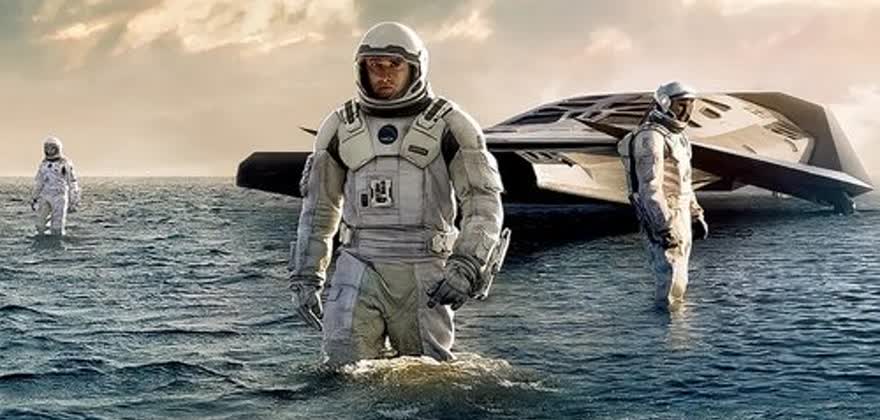 Interstellar 封面图