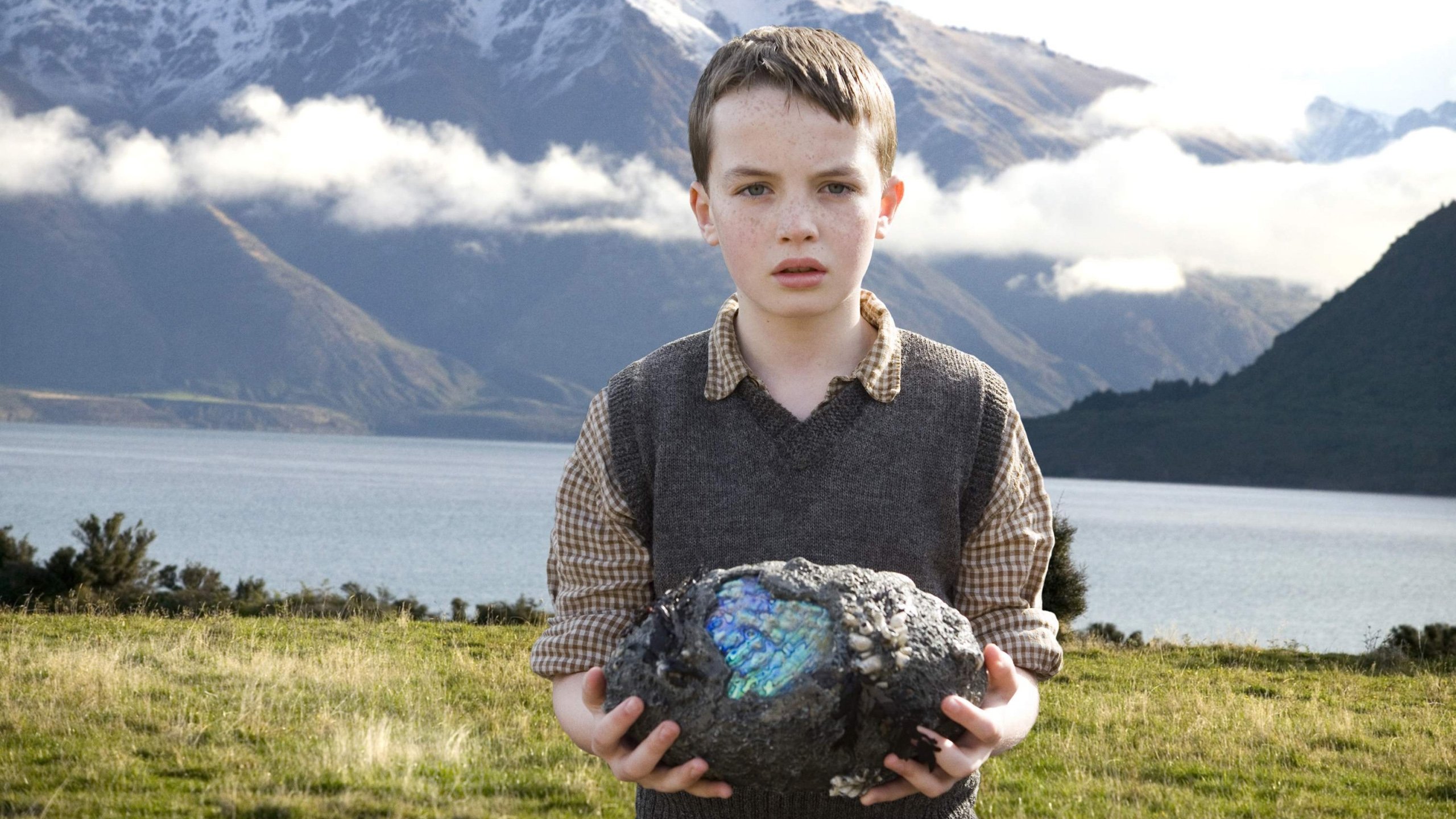 尼斯湖水怪电影场景截图