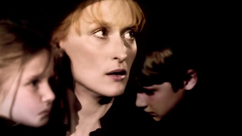 苏菲的抉择电影场景截图